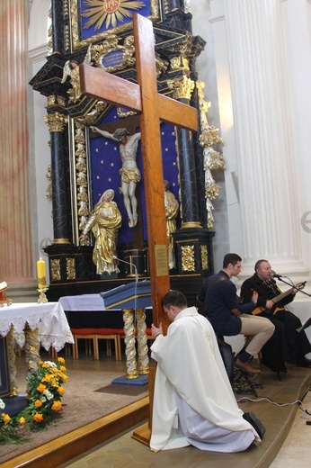 Zakończenie peregrynacji symboli ŚDM w Skrzatuszu