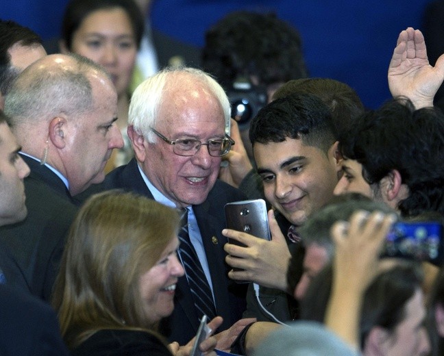 W New Hampshire wygrali Trump i Sanders