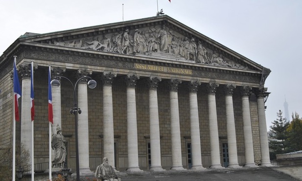 Francja: Terrorysta może stracić obywatelstwo