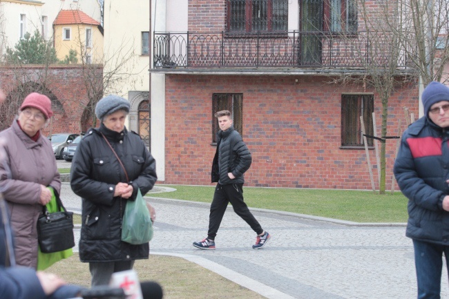 Szybko, sprawnie i pobożnie