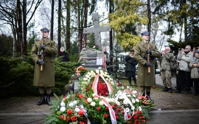 Uczczono 12. rocznicę śmierci płk. Kuklińskiego