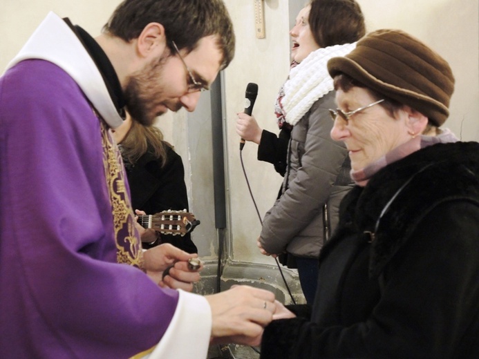 Namaszczenie chorych u franciszkanów w Cieszynie