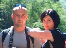 Szóstka dzieci to nie powód, żeb nie randkwoać! - zapewniają Bronia i Krzysiek Rycakowie