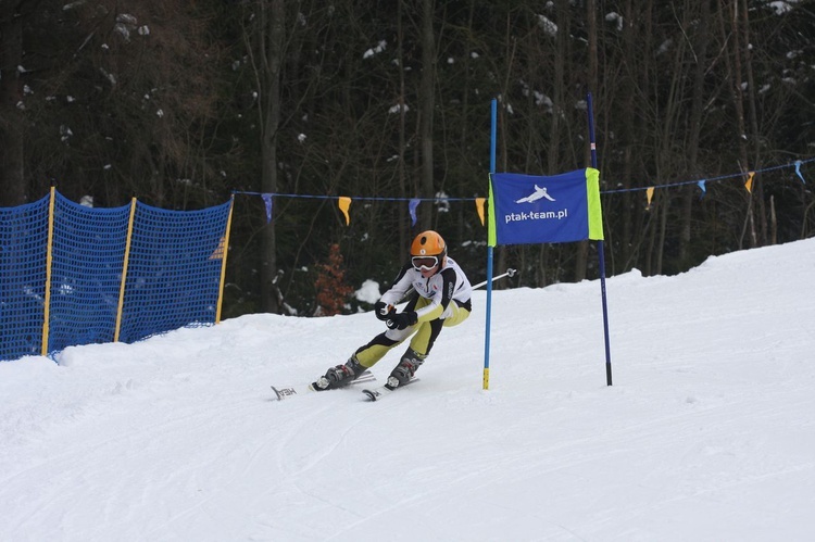 "Krzysiek pomaga pomagać" - slalom w Suchem