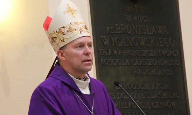 Bp Piotr Turzyński wygłosił homilię podczas jubileuszowej Eucharystii