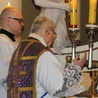 Eucharystię w rycie trydenckim sprawował ks. Ryszard Urbański