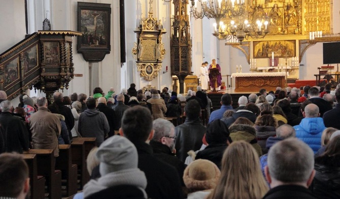 Zwycięstwo odnosi się przez walkę