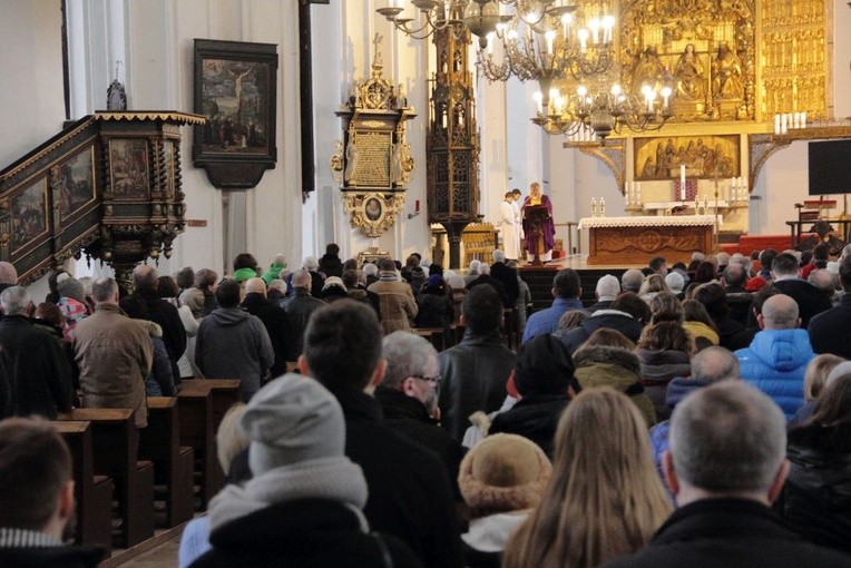 Zwycięstwo odnosi się przez walkę