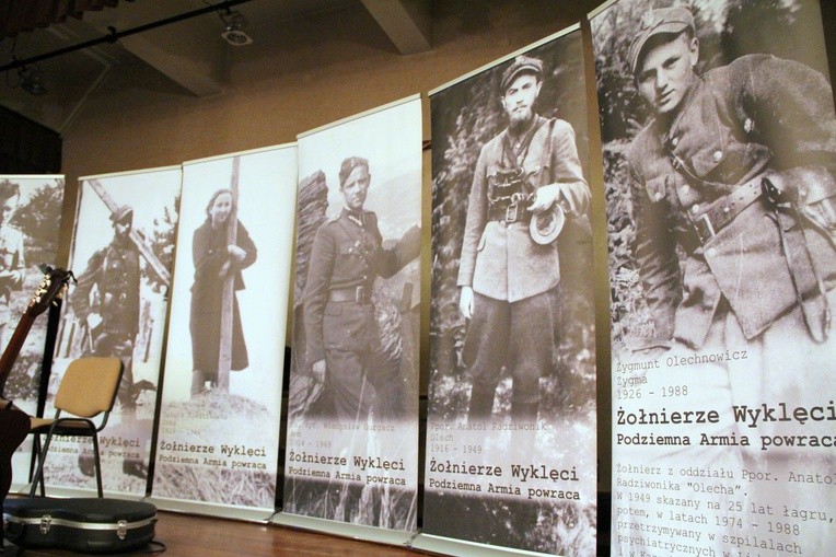 Podziemna armia powraca