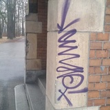 Graffiti na XIX-wiecznym kościele w Świerklańcu