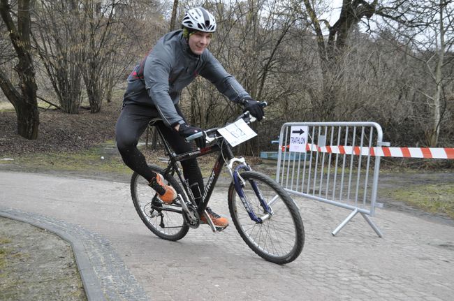 Na przełaj rowerem i biegiem 