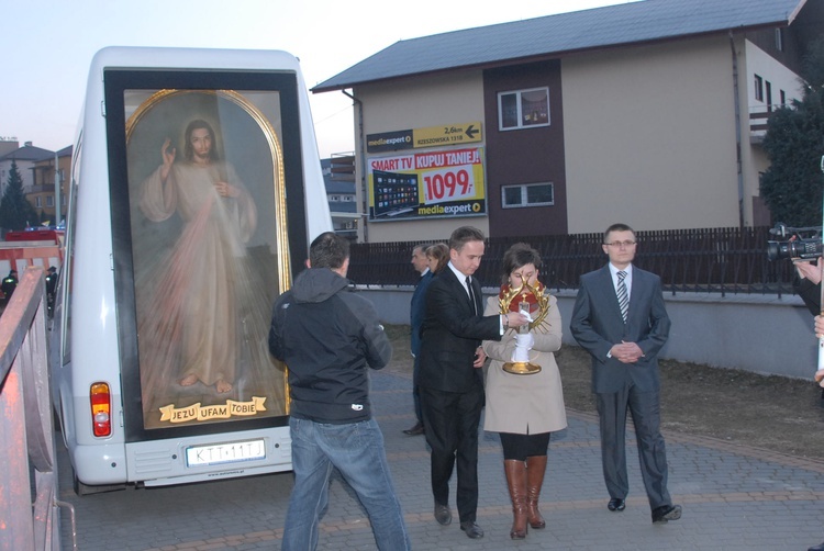 Nawiedzenie w parafii św. Krzyża w Dębicy