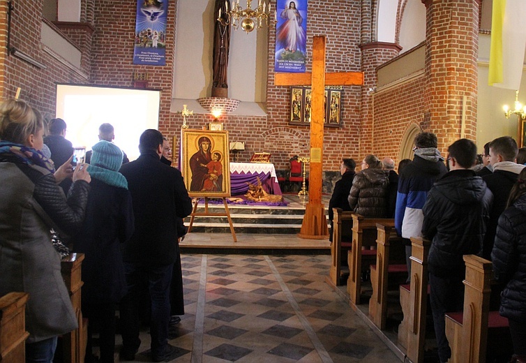 Peregrynacja symboli ŚDM w Strzelcach Krajeńskich