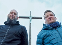  Cezary Zaleski (z prawej) i Sebastian Maślanka należą do Wspólnoty „Oikos Berit” przy parafii pw. św. Stanisława Kostki w Zielonej Górze