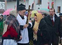 Na placu przykościelnym zaprezentowana została rekonstrukcja historyczna zrywu