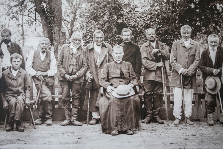 Kapelusz Wiecha, różaniec ks. Kłopotowskiego