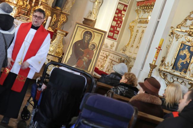 Znaki ŚDM w sanktuarium w Rokitnie