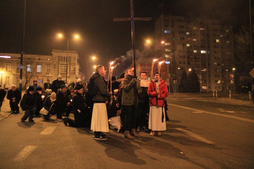 Droga Krzyżowa ulicami Kędzierzyna