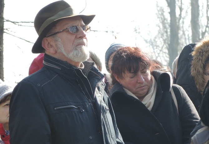 Droga Krzyżowa na terenie KL Auschwitz-Birkenau