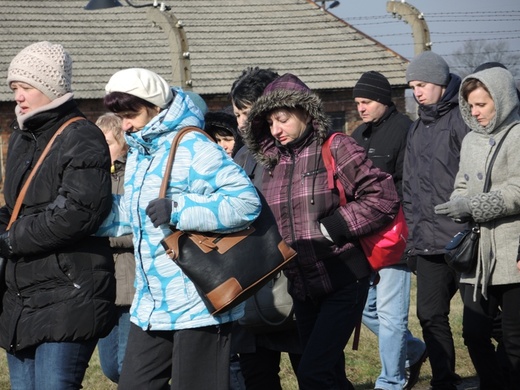 Droga Krzyżowa na terenie KL Auschwitz-Birkenau