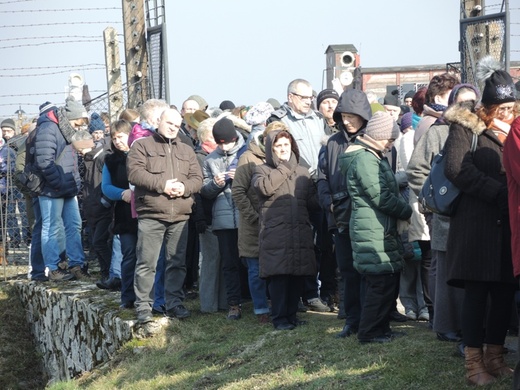 Droga Krzyżowa na terenie KL Auschwitz-Birkenau