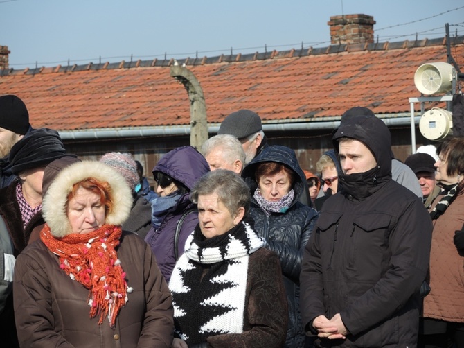 Droga Krzyżowa na terenie KL Auschwitz-Birkenau