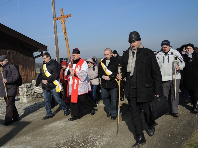 Droga Krzyżowa na terenie KL Auschwitz-Birkenau