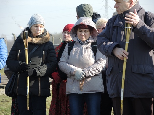 Droga Krzyżowa na terenie KL Auschwitz-Birkenau