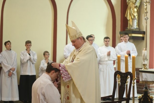 Święcenia diakonatu w Brzezinach