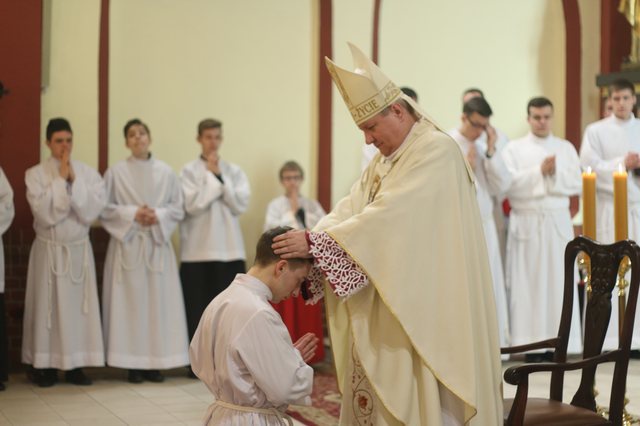 Święcenia diakonatu w Brzezinach