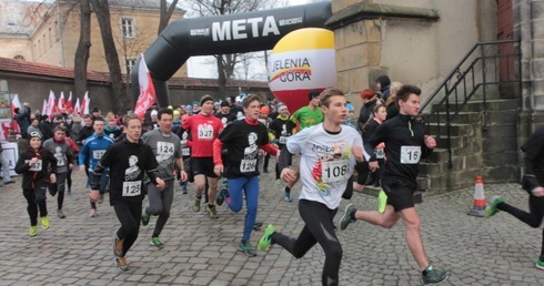 Wilczy Trop sprzed bazyliki