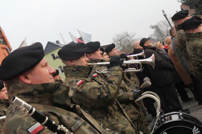 Odsłonięcie pomnika Żołnierzy Wyklętych w Żarach