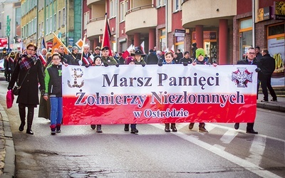W Ostródzie po raz pierwszy ulicami miasta przeszedł marsz upamiętniający żołnierzy podziemia antykomunistycznego
