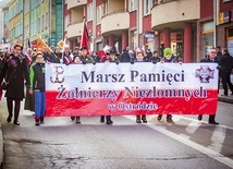 W Ostródzie po raz pierwszy ulicami miasta przeszedł marsz upamiętniający żołnierzy podziemia antykomunistycznego