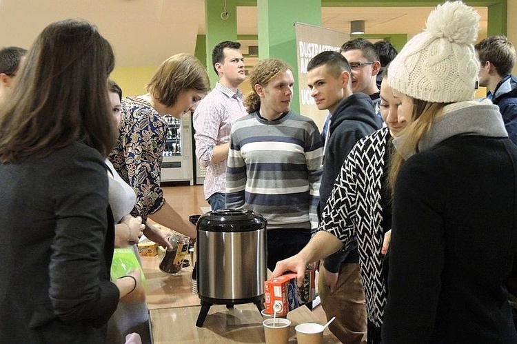 Kawa i Dobra Nowina studentów z Terebint UCO