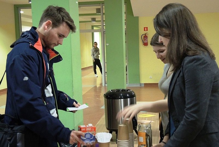 Kawa i Dobra Nowina studentów z Terebint UCO