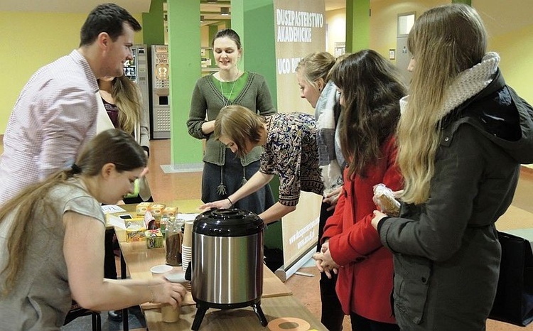 Kawa i Dobra Nowina studentów z Terebint UCO