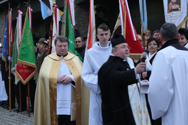 Znaki Bożego Miłosierdzia w Międzybrodziu Żywieckim