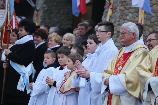 Znaki Bożego Miłosierdzia w Międzybrodziu Żywieckim