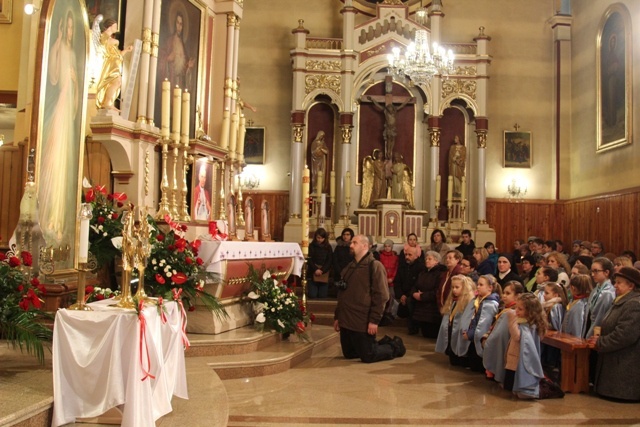 Znaki Bożego miłosierdzia w Międzybrodziu Bialskim