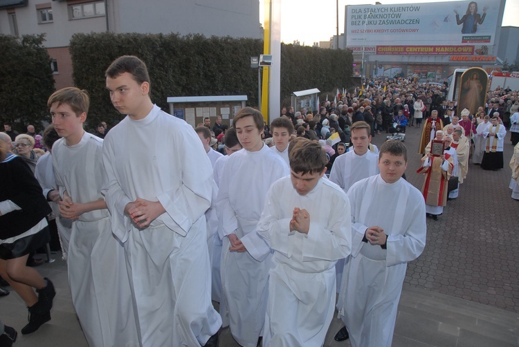 Nawiedzenie w parafii MB Anielskiej w Dębicy