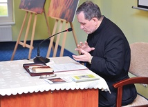 Rekolekcje lectio divina odbyły się w dniach 4–6 marca z inicjatywy ks. Piotra Domarosa, we współpracy z Apostolatem Biblijnym w diecezji. Na zdjęciu: ks. Krzysztof Wons