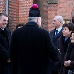 Odsłonięcie tablicy upamiętniającej śp. bp. Tadeusza Płoskiego