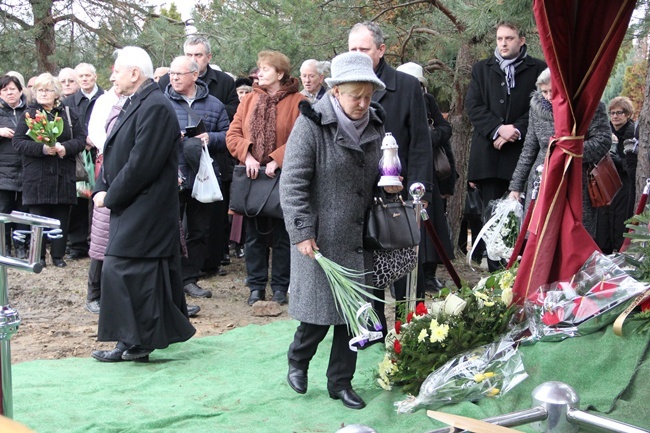 Ostatnia ziemska droga śp. ks. Franciszka Rozwoda