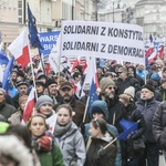 Marsz KOD w obronie Trybunału