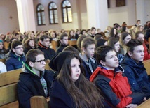 Złożony pod krzyżem