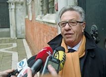 W opinii Komisji Weneckiej znalazły się stwierdzenia obciążające obie strony sporu o Trybunał Konstytucyjny w Polsce – zauważył przewodniczący Komisji Gianni Buquicchio