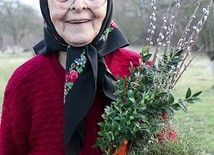 Anna Aniśkiewicz z Zielonej Góry urodziła się w Gierdziunach na Wileńszczyźnie. Na Ziemie Odzyskane przyjechała z mężem i roczną córką Walentyną w 1958 roku. Dziś ma 86 lat, ale bardzo dobrze pamięta święta z rodzinnych, wileńskich stron