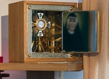  Archidiecezja zaprasza na Wielki Tydzień i Triduum  z Jezusem i św. Faustyną  