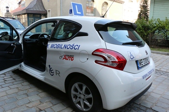 Inauguracja programu "Absolwent-Driver"